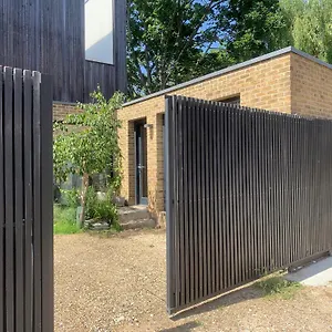 https://garsington-mews-home.cambridgehotelsuk.com