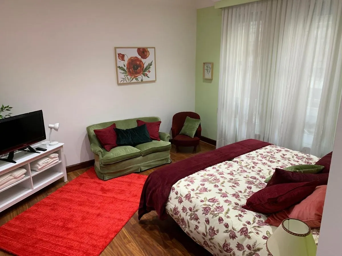 En Pleno Centro De Bilbao Y Muy Cerca Del Guggenheim Apartment